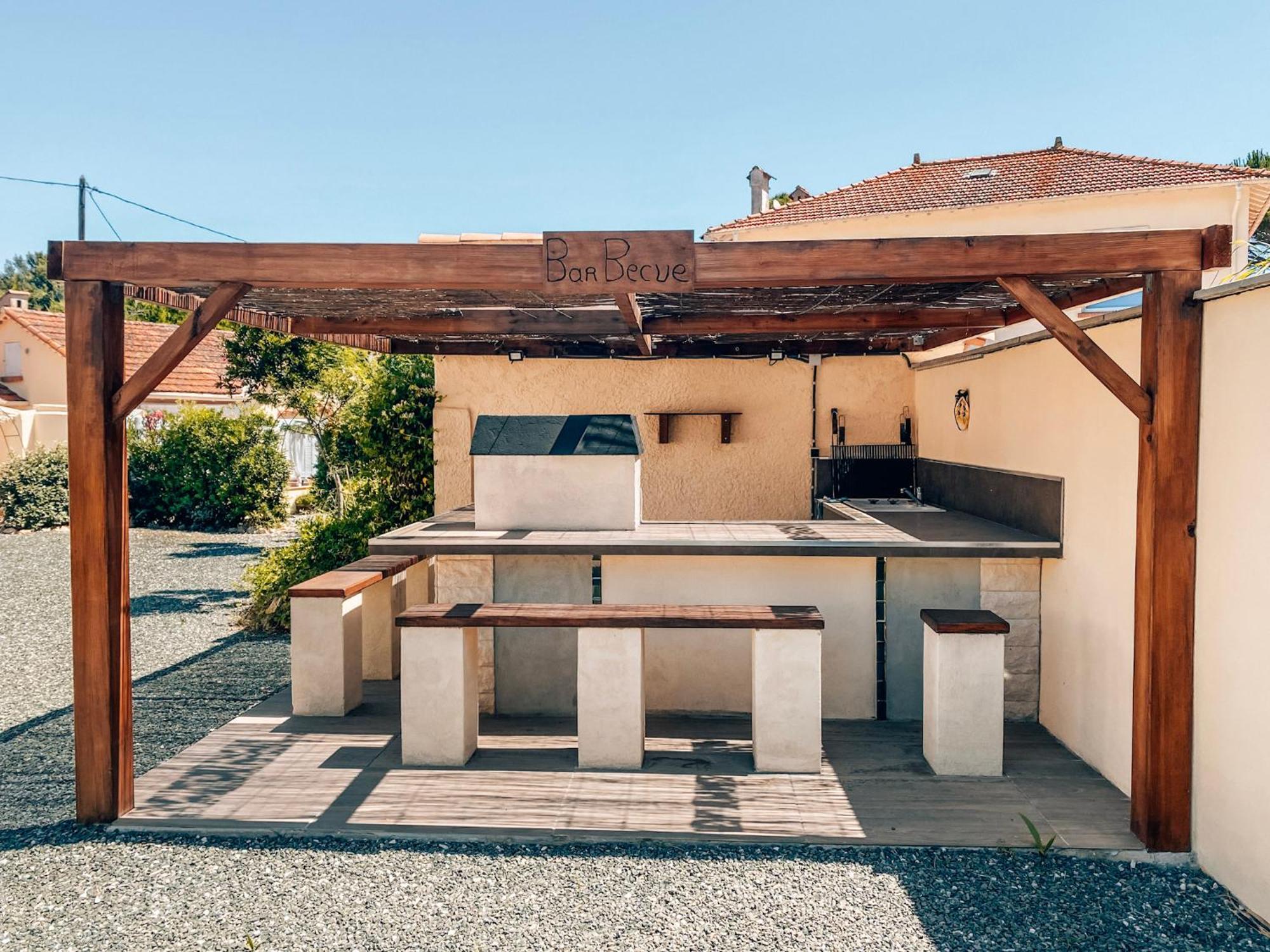 Reve D'Azur, 2 Chambres, Maison Julia En Bord De Mer A La Nartelle, Piscine Partagee, Parking & Terrasse Bbq, Wifi Et Draps Inclus Plage A Pied Sainte-Maxime Ngoại thất bức ảnh