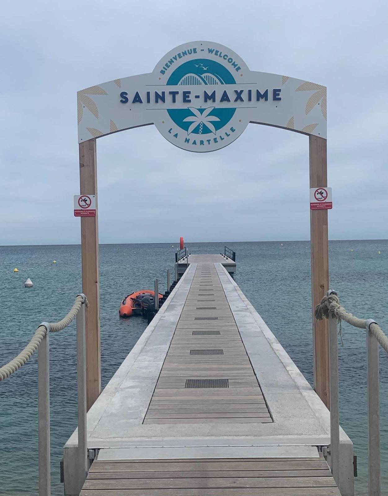 Reve D'Azur, 2 Chambres, Maison Julia En Bord De Mer A La Nartelle, Piscine Partagee, Parking & Terrasse Bbq, Wifi Et Draps Inclus Plage A Pied Sainte-Maxime Ngoại thất bức ảnh